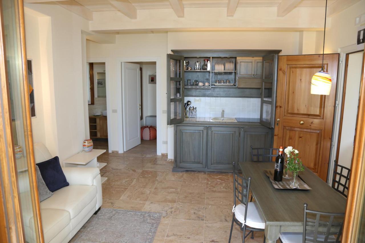 Casa Vacanze Squarcialupi Castellina in Chianti Exteriör bild