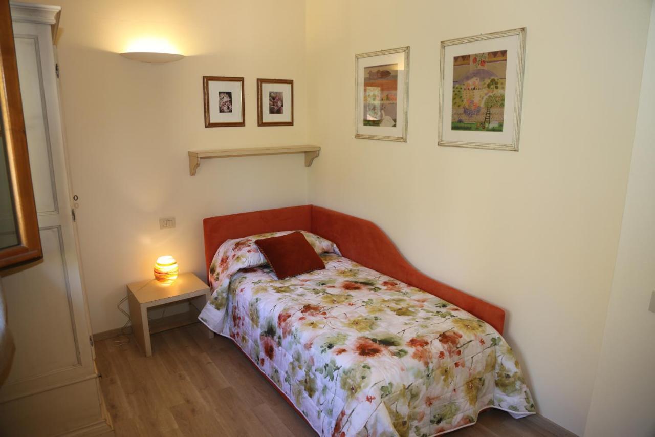 Casa Vacanze Squarcialupi Castellina in Chianti Exteriör bild