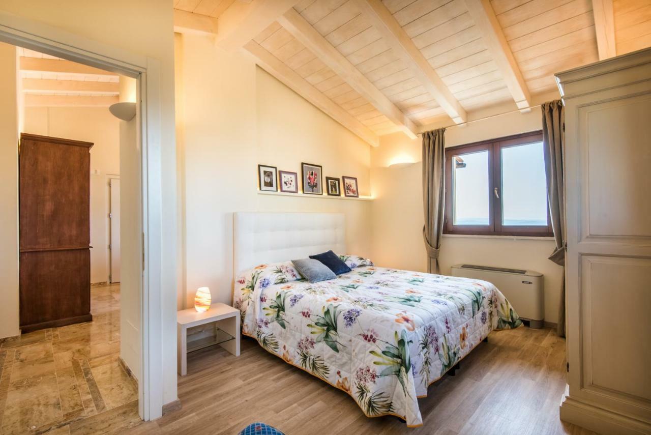 Casa Vacanze Squarcialupi Castellina in Chianti Exteriör bild