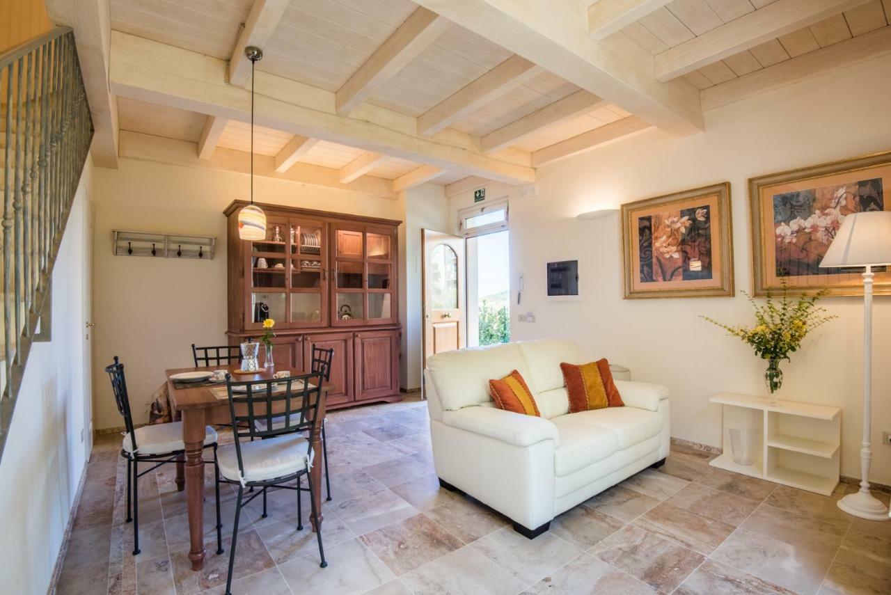 Casa Vacanze Squarcialupi Castellina in Chianti Exteriör bild