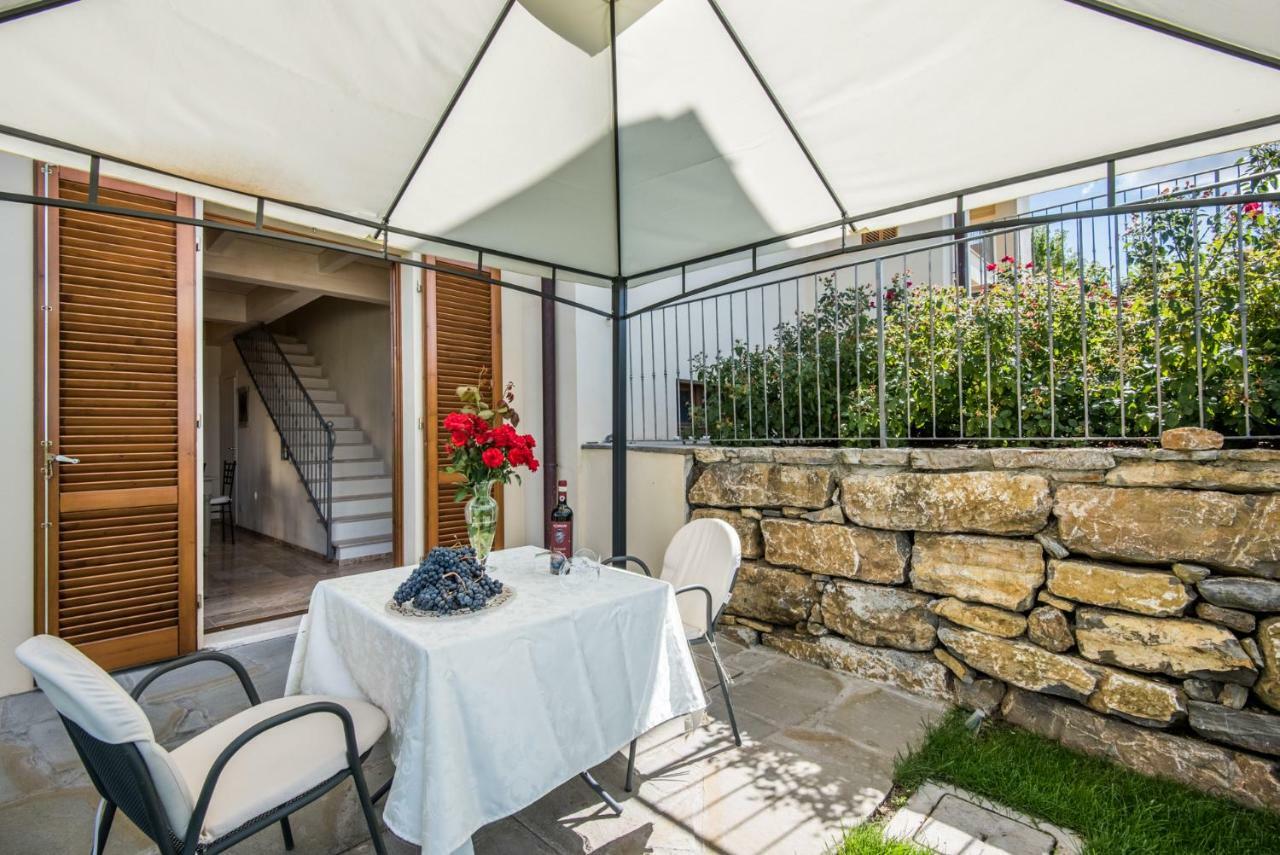 Casa Vacanze Squarcialupi Castellina in Chianti Exteriör bild