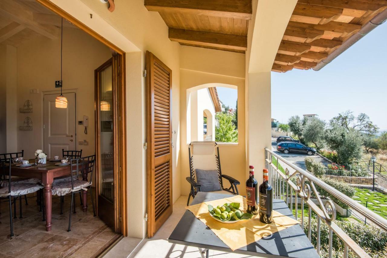 Casa Vacanze Squarcialupi Castellina in Chianti Exteriör bild